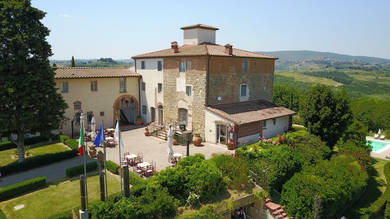 Castello Di Fulignano Isalfredo Ground Floor Apartment ซานจีมิญญาโน ภายนอก รูปภาพ